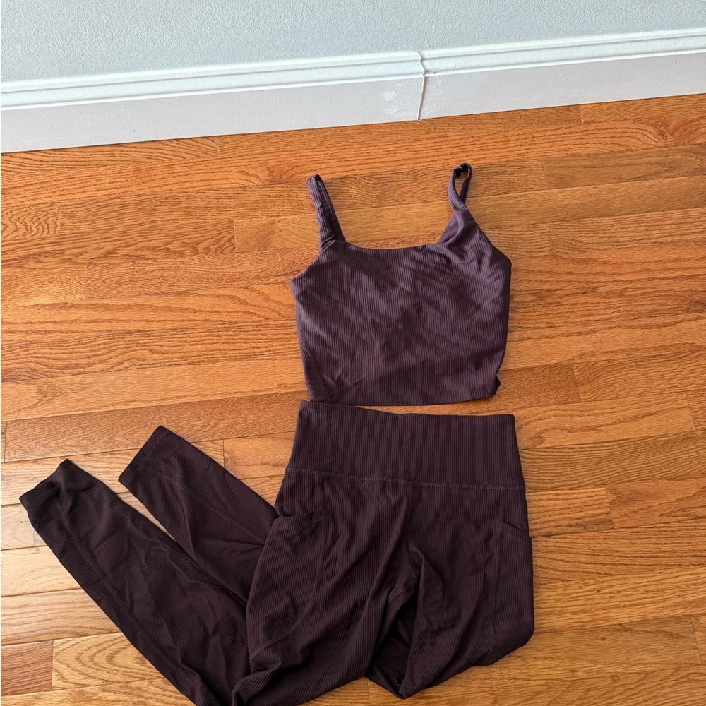 Maroon Ribbed Women's Top & leggings